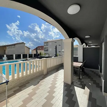 Villa Omazic Trogir Exterior photo