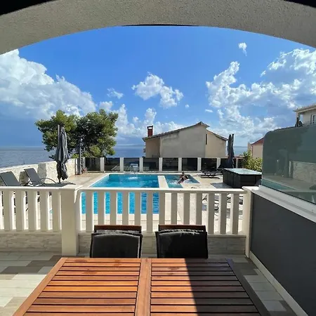 Villa Omazic Trogir Exterior photo